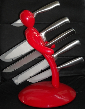 Поставка за ножове 'Прободеният човек'